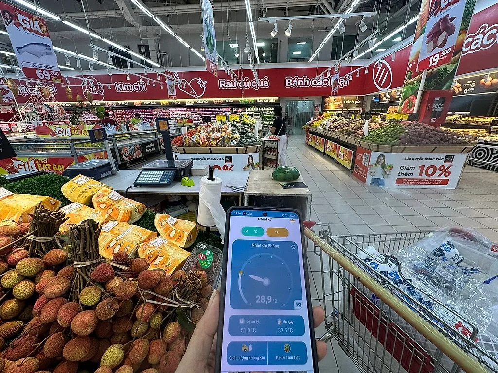Phú Thọ: Nhiều siêu thị, trung tâm thương mại tăng cường giải pháp tiết kiệm điện