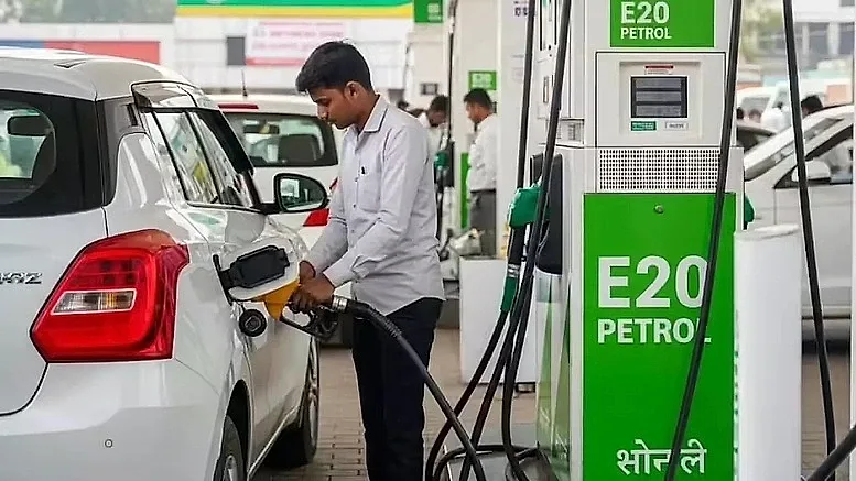 Lộ trình cung ứng xăng E10: Việt Nam không nằm ngoài xu hướng thế giới