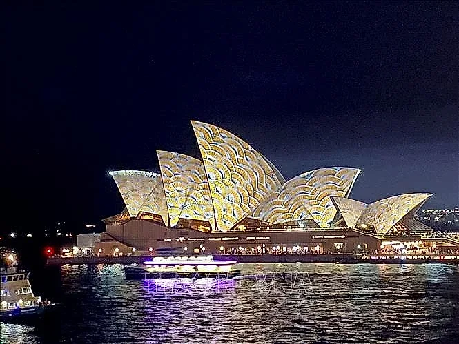 Australia tiết kiệm điện ra sao để giảm chi phí cho hàng triệu hộ dân?
