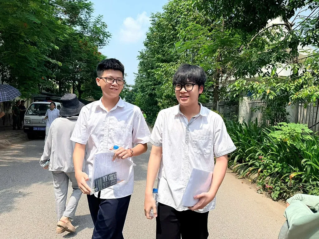 Gợi ý đáp án môn Toán thi vào lớp 10 Hà Nội năm 2026 — Sở Giáo dục và Đào tạo Hà Nội