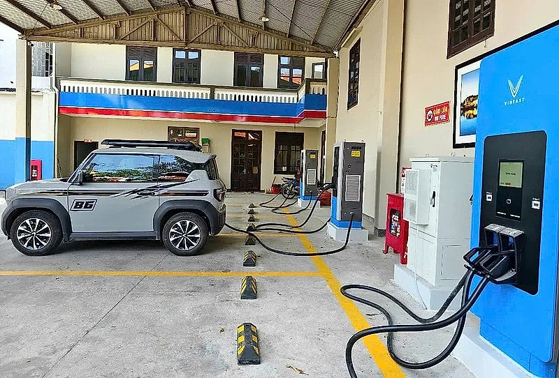 Chỉ thị 09/CT-TTg về tăng cường tiết kiệm năng lượng, phát triển giao thông xanh