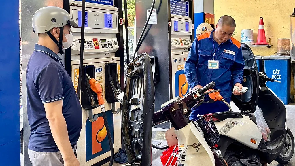 Người dân đón nhận tích cực xăng E10 ngày đầu triển khai — Bộ Công Thương