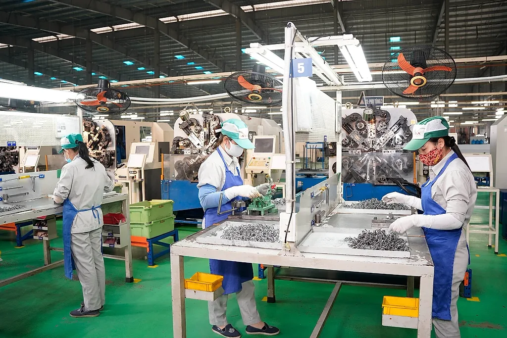 Niềm tin doanh nghiệp cải thiện, công nghiệp thêm động lực phát triển
