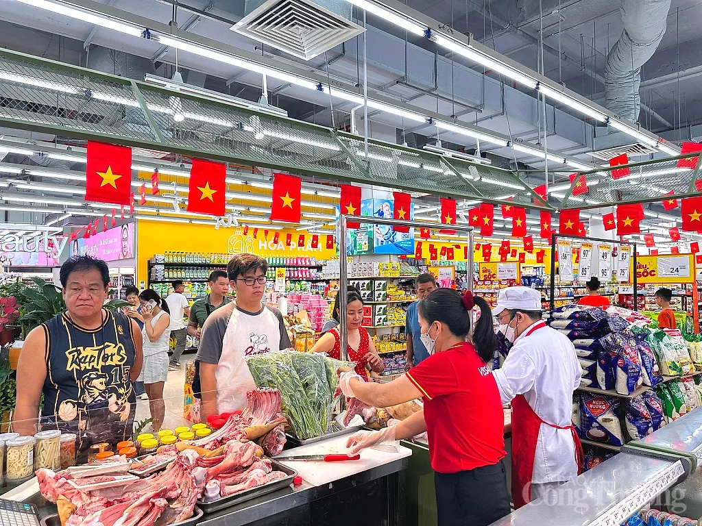 Bán lẻ hàng hóa và doanh thu dịch vụ tiêu dùng 5 tháng tăng 11,2%