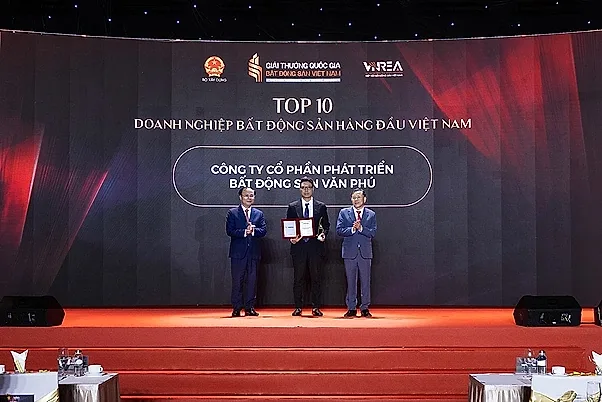 Văn Phú được vinh danh Top 10 Doanh nghiệp bất động sản hàng đầu Việt Nam