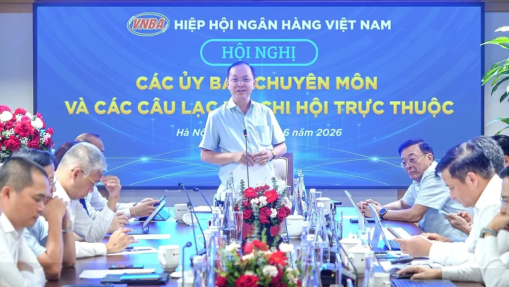 Hiệp hội Ngân hàng làm việc với các Ủy ban chuyên môn, Câu lạc bộ và Chi hội trực thuộc