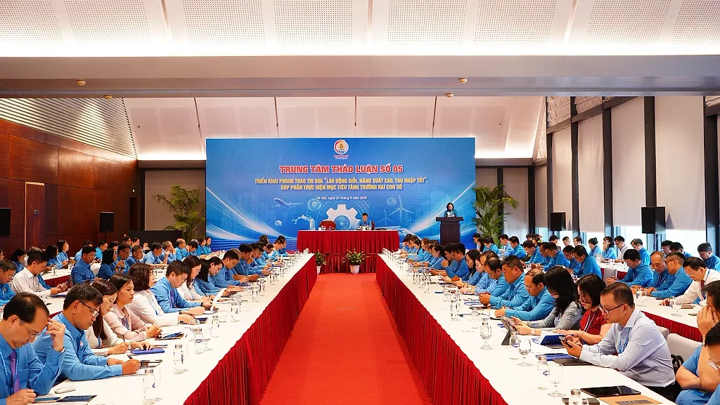 Đổi mới thi đua, nâng tầm phong trào 'Giỏi việc ngân hàng, đảm việc nhà'