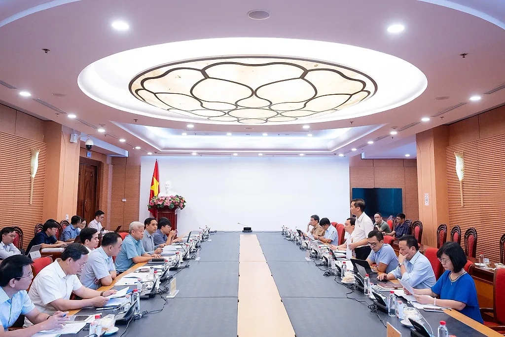 Sửa đổi, bổ sung chế độ chính sách bảo hiểm xã hội, an toàn lao động — Bộ Nội vụ