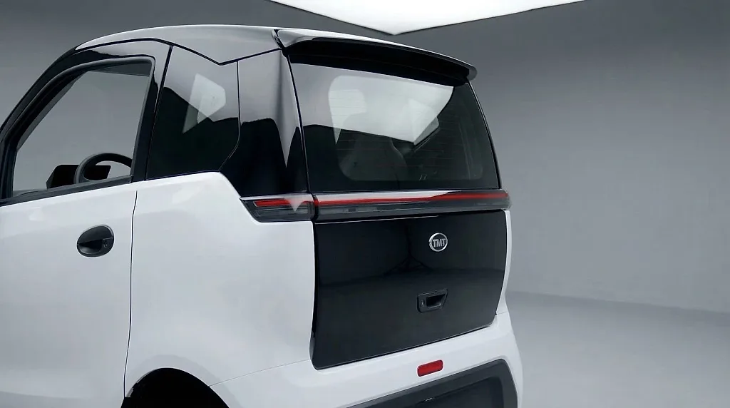 Xe điện mini sắp cập bến Việt Nam: Giá từ 148 triệu đồng, đi tới 150 km mỗi lần sạc — Nano
