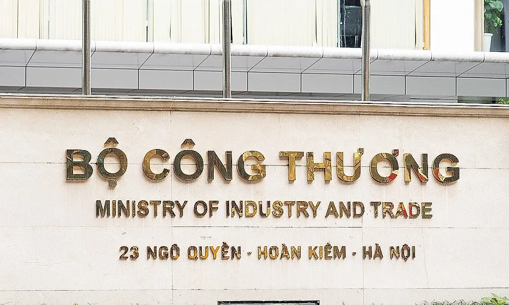 Bộ Công Thương thực hiện mức lương cơ sở mới từ ngày 1/7