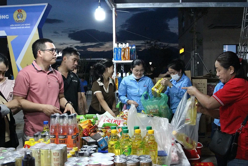 Đà Nẵng: Khai mạc phiên chợ công nhân lưu động năm 2026