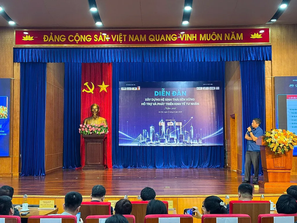 Xây dựng hệ sinh thái hỗ trợ kinh tế tư nhân: Từ chính sách đến hành động