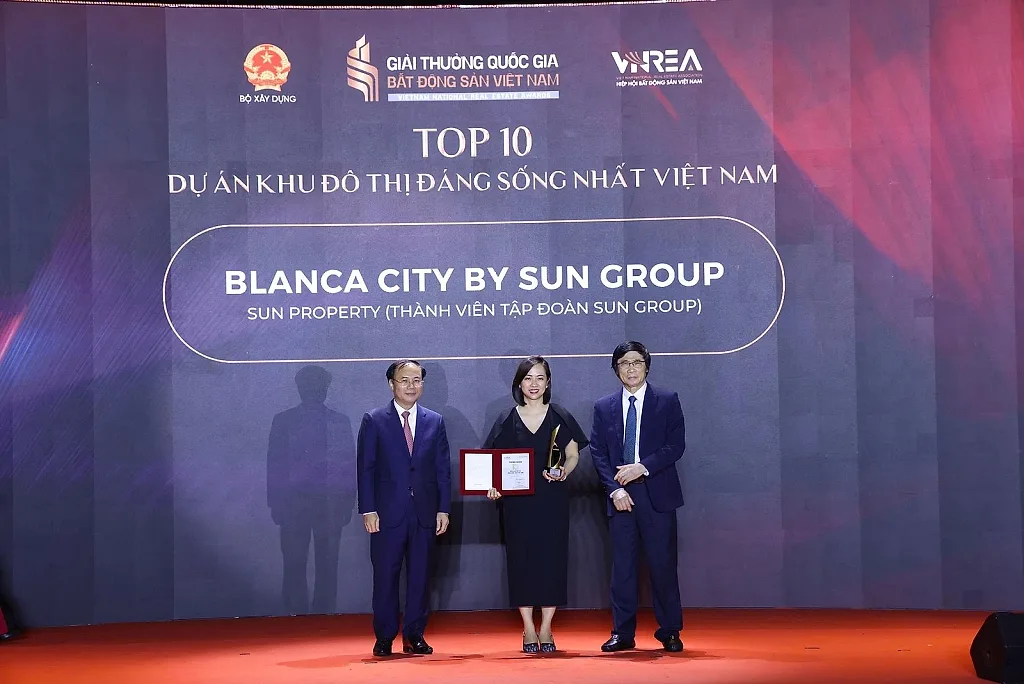Blanca City - sungroup (3)