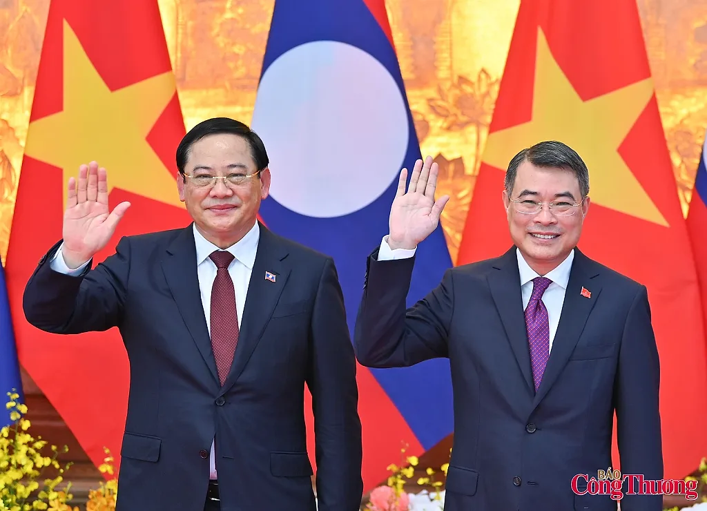 Thủ tướng Lê Minh Hưng chủ trì Lễ đón Thủ tướng Lào thăm chính thức Việt Nam