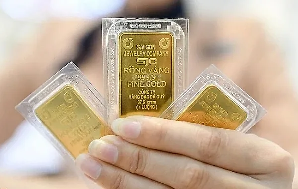 Giá vàng hôm nay 17/6: Bất ngờ bứt tốc mạnh, người chờ giá giảm có đang bỏ lỡ cơ hội?