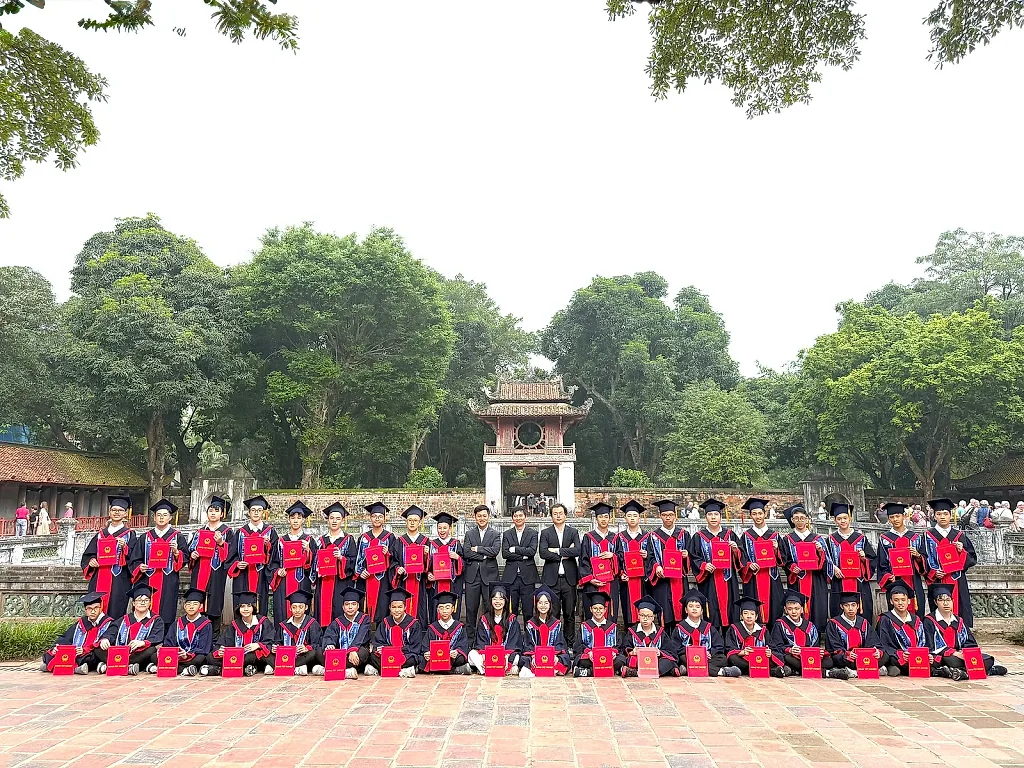 Một lớp học ở Hà Nội có 34 học sinh cùng trúng tuyển vào trường chuyên