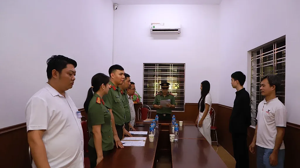 Khởi tố 3 đối tượng về tội “rửa tiền” cho đường dây lừa đảo trên không gian mạng