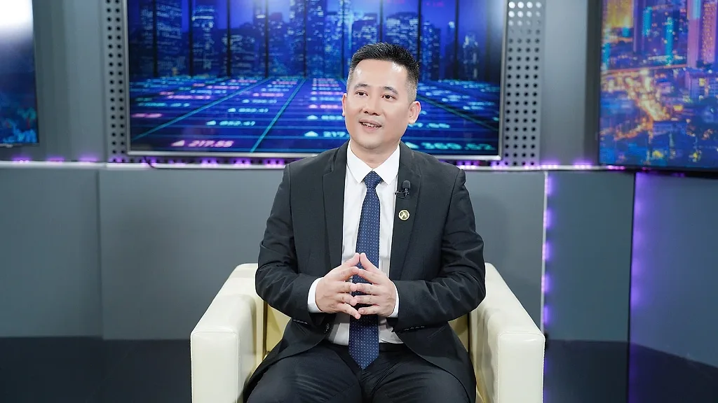 Thị trường chứng khoán bước vào giai đoạn phân hóa mạnh, dòng tiền sẽ chọn ngành nào?