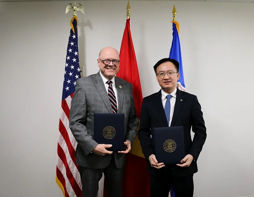 cam-ket-bao-lanh-so-bo-cua-exim-giup-vietnam-airlines-nang-cao-kha-nang-tiep-can-cac-nguon-von-quoc-te-voi-chi-phi-canh-tranh-da-dang-hoa-cac-kenh-huy-dong-von.jpg
