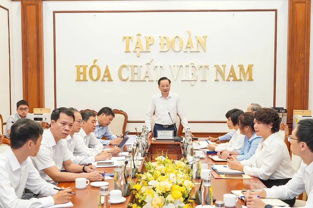 Vinachem mở lối vào chuỗi giá trị ngành công nghiệp bán dẫn