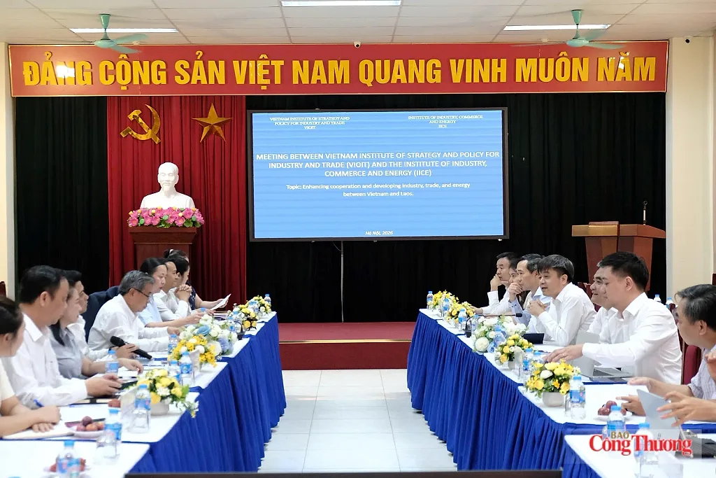 Tăng cường kết nối chính sách, thúc đẩy hợp tác ngành Công Thương Việt Nam - Lào