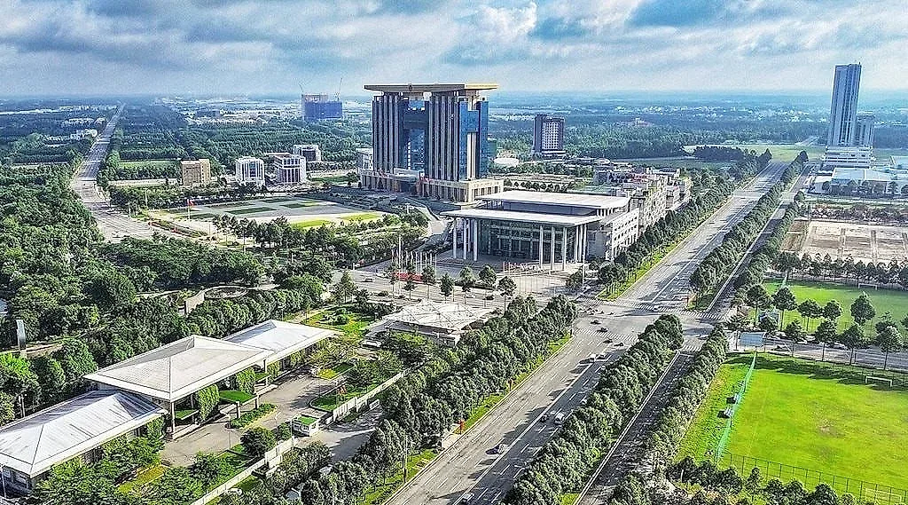 Theo ước tính của Chứng khoán Rồng Việt, khi hạ tầng giao thông kết nối hoàn thiện, quỹ đất thương phẩm khoảng 441 ha tại Thành phố mới Bình Dương của BCM có thể mang lại doanh thu tiềm năng lên tới 67.000 tỷ đồng trong nhiều năm tới