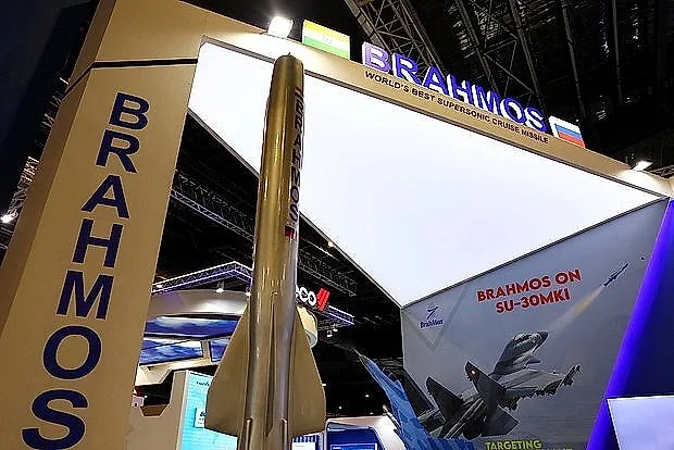 Tin công nghiệp quốc phòng 25/6: BrahMos có khách hàng mới