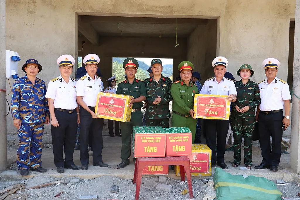 Vùng 3 Hải quân xây trường học liên cấp vùng biên giới Đà Nẵng