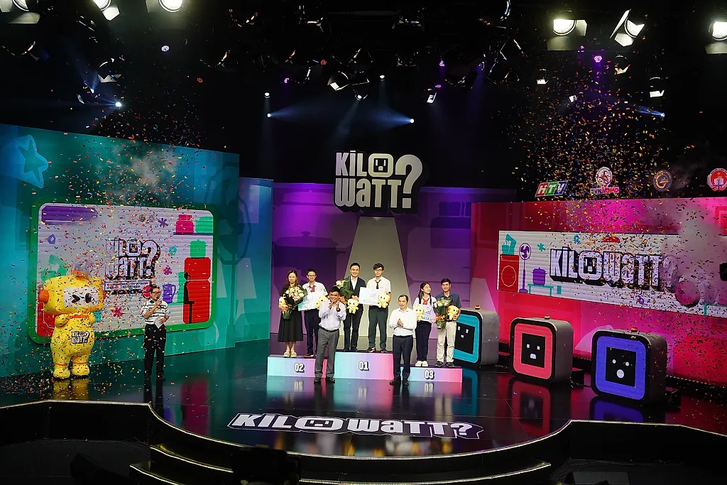 EVNHCMC trao giải Gameshow Kilowatt? năm 2026 cho các đội xuất sắc