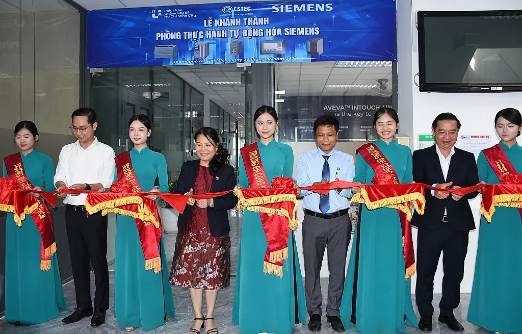 IUH khánh thành phòng thí nghiệm Siemens, nâng cao chất lượng đào tạo
