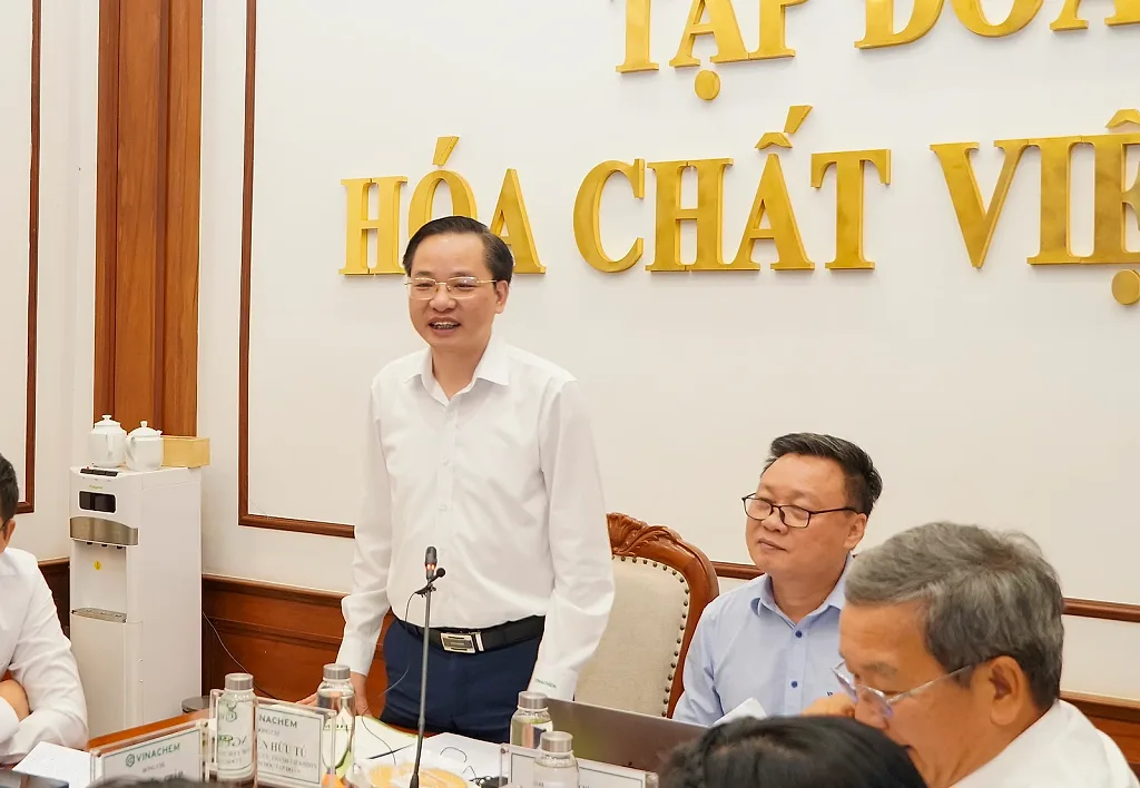 Vinachem thúc đẩy phát triển công nghiệp vật liệu ngành hoá chất