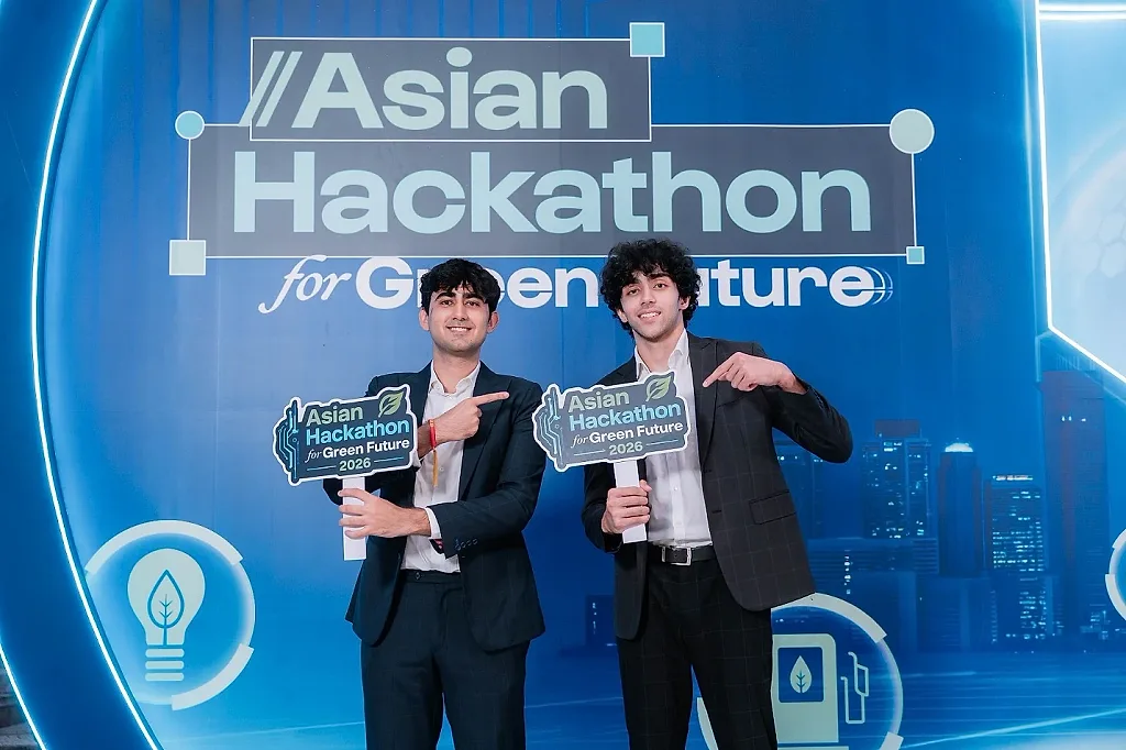 Hành trình chinh phục Quán quân Asian Hackathon for Green Future 2026