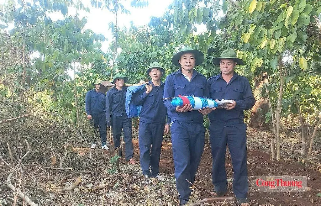 Hành trình thầm lặng đưa đồng đội trở về với đất mẹ - Bài 2: Những giọt nước mắt trên hành trình tri ân — Đội Quy tập 192