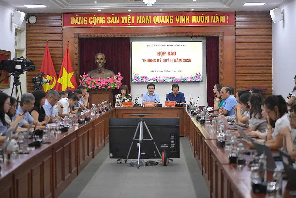 Xây dựng chủ quyền văn hóa trên không gian số: Kiểm soát nguy cơ, làm chủ dữ liệu — Bộ Văn hóa, Thể thao và Du lịch