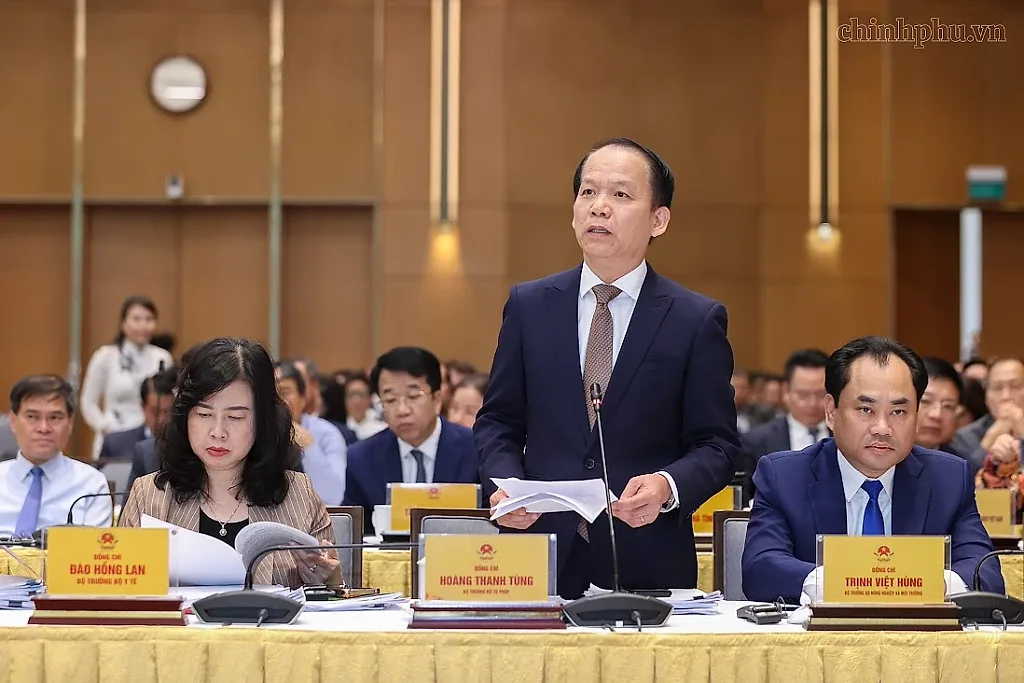 Đồng bộ giải pháp, gỡ điểm nghẽn thể chế để doanh nghiệp tăng tốc