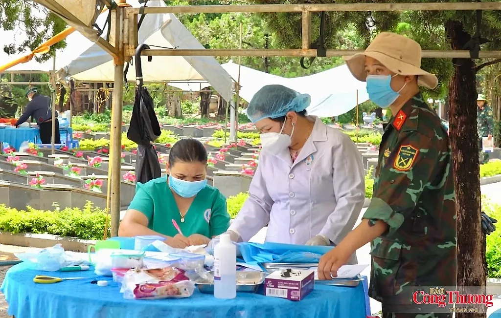 Những người làm nhiệm vụ đặc biệt trong hành trình tìm lại tên liệt sĩ — Trung tâm Y tế xã Đức Cơ