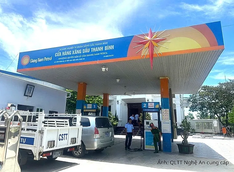Nghệ An xử phạt một doanh nghiệp tự ý điều chỉnh giá bán lẻ xăng dầu