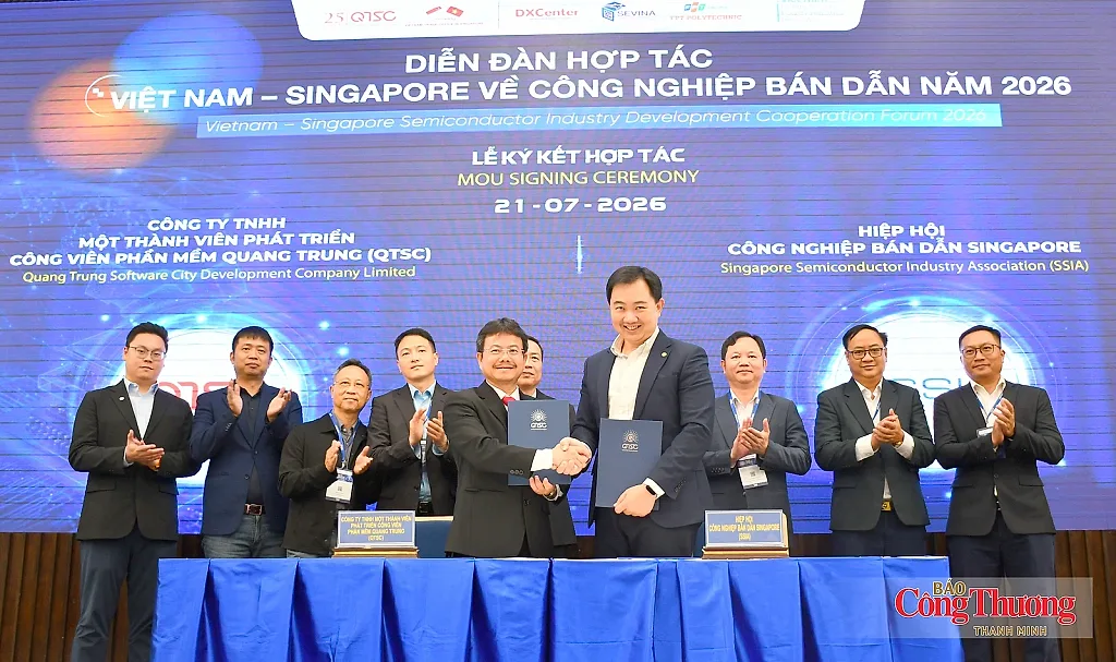 Việt Nam - Singapore thúc đẩy hợp tác phát triển ngành công nghiệp bán dẫn
