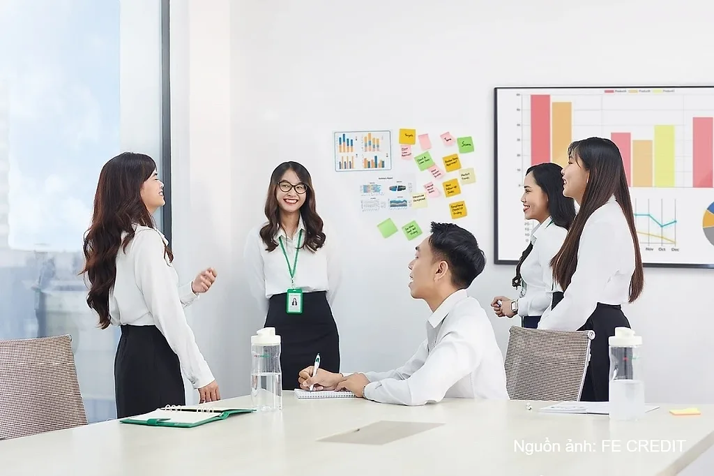 FE CREDIT tăng tốc chuyển đổi số trong quản trị nguồn nhân lực