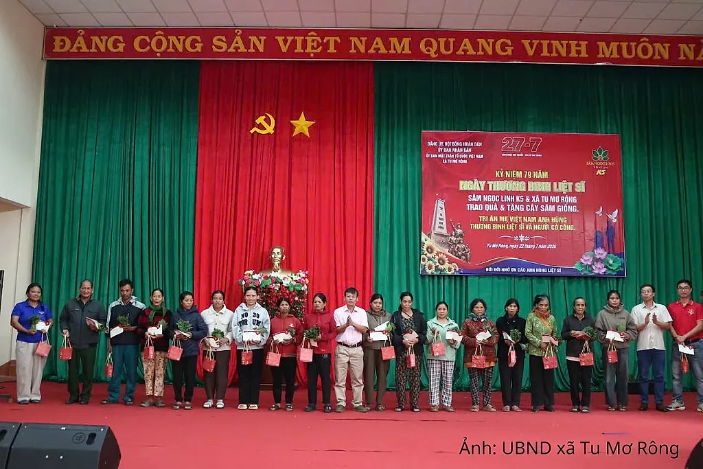 Quảng Ngãi: Trao hơn 18.500 cây sâm Ngọc Linh cho gia đình chính sách