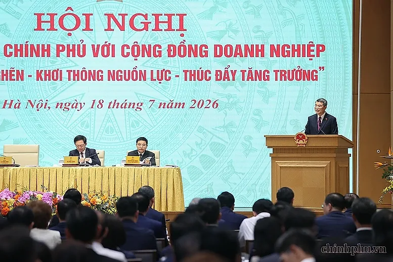 Thủ tướng yêu cầu khơi thông nguồn lực, tạo đột phá cho doanh nghiệp phát triển