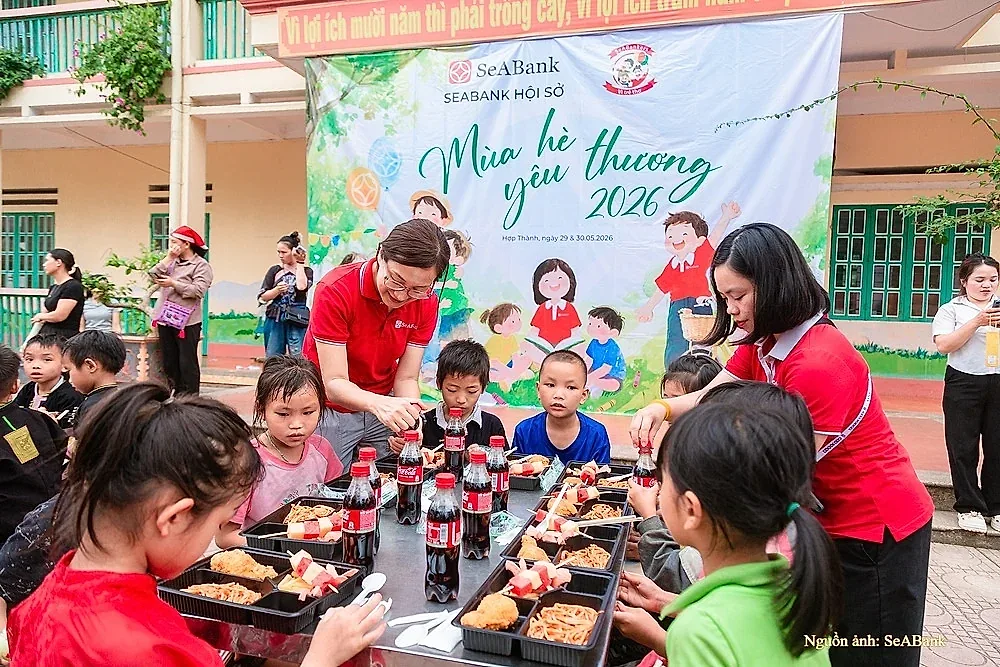 Từ những điều giản dị, vun đắp mùa hè yêu thương
