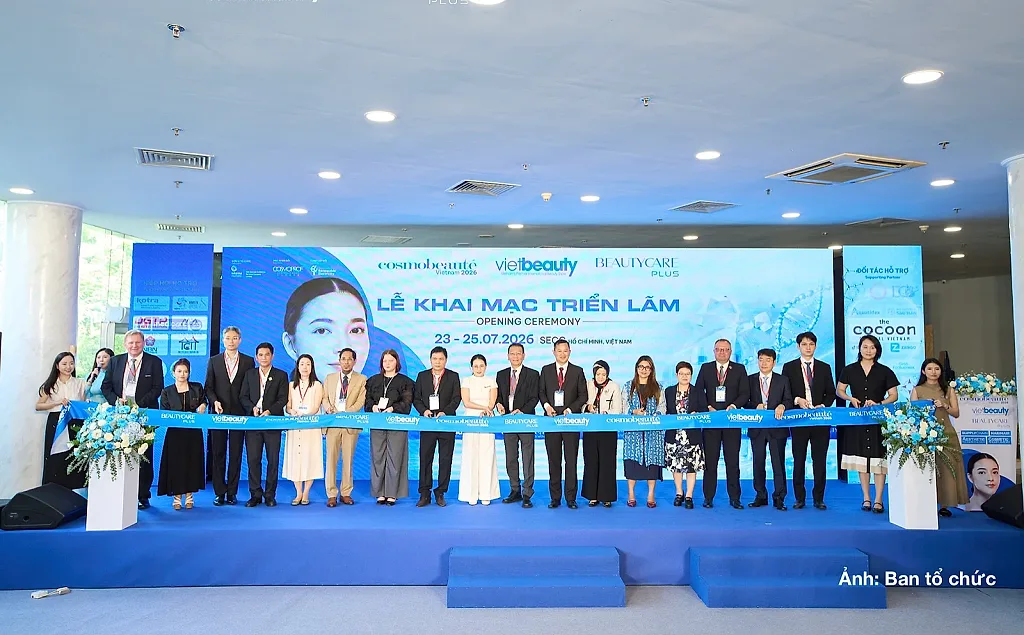 Ngành làm đẹp đón cơ hội từ AI, thương mại điện tử và các FTA