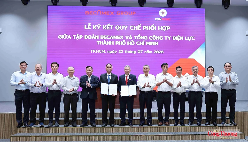 EVNHCMC và Becamex hợp tác phát triển hạ tầng năng lượng xanh