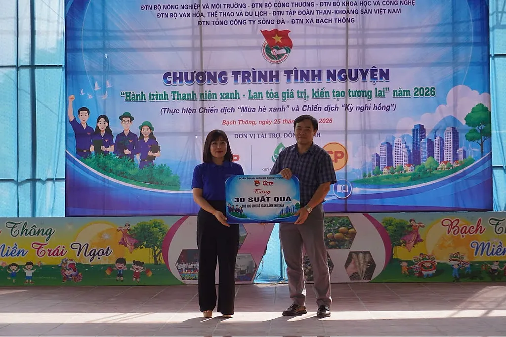 Tuổi trẻ Đoàn Thanh niên Chính phủ ra quân Chiến dịch "Kỳ nghỉ hồng" - "Mùa hè xanh" 2026