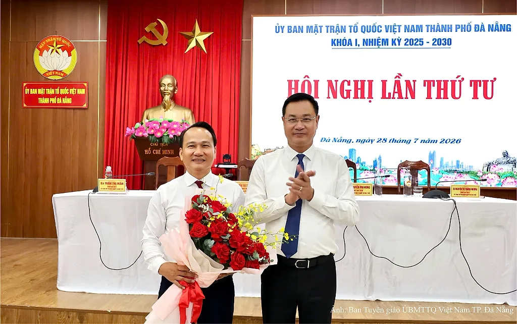 Ông Nguyễn Đình Vĩnh làm Chủ tịch Ủy ban Mặt trận Tổ quốc Việt Nam TP. Đà Nẵng
