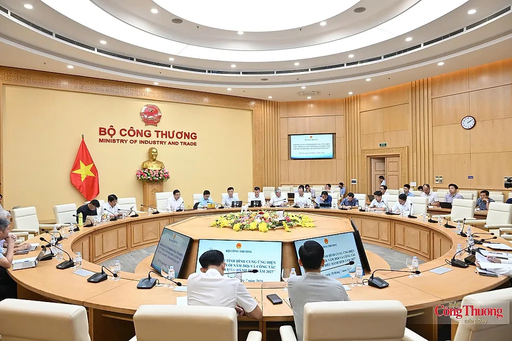 Bộ trưởng Lê Mạnh Hùng: Chủ động mọi kịch bản, bảo đảm đủ điện năm 2027