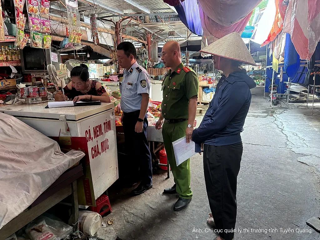 Tuyên Quang xử lý 73 vụ hàng giả, buôn lậu, gian lận thương mại
