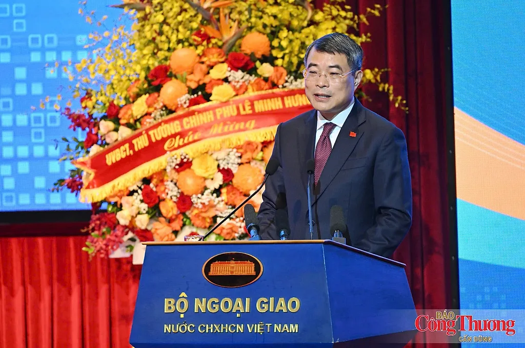 Thủ tướng nêu ba yêu cầu lớn đối với ngành Ngoại giao trong giai đoạn mới
