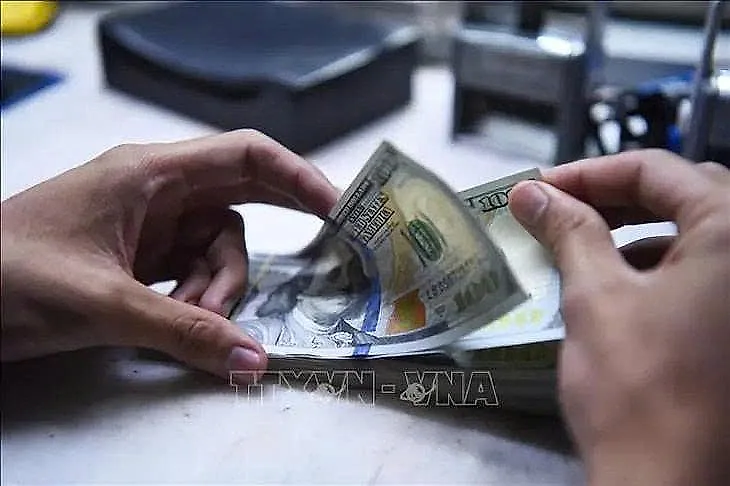 Tỷ giá USD hôm nay 5/8: Chợ đen tăng rất mạnh cả 2 chiều